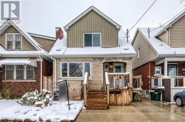 property at 128-128 Cameron Ave N
