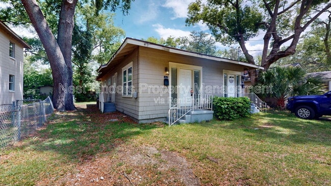 property at 3313 College St