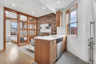 75 Baxter Street in New York, NY - Building Photo - Building Photo