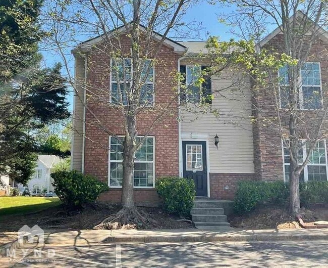 property at 2696 Creek Mill Ln