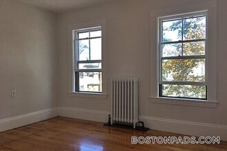 141 Brown St in Waltham, MA - Building Photo - Building Photo