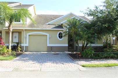 2108 Timberlake Cir in Vero Beach, FL - Building Photo