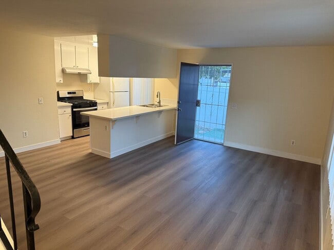 property at 8266-8266 Linden Rd