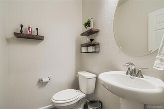 8870 Sedalia St in Commerce City, CO - Foto de edificio - Building Photo