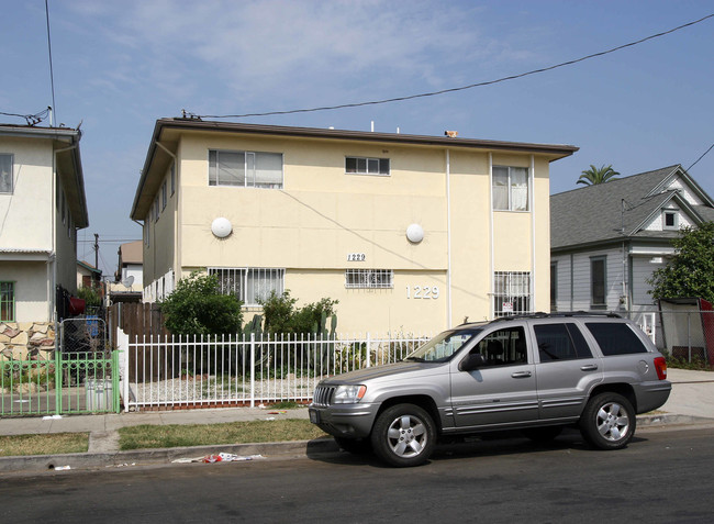 1229 Dewey Ave in Los Angeles, CA - Building Photo - Building Photo