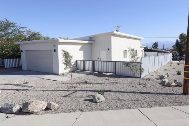 66017 Acoma Ave in Desert Hot Springs, CA - Building Photo - Building Photo