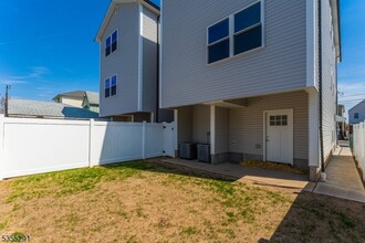 331 High St in Elizabeth, NJ - Building Photo - Building Photo