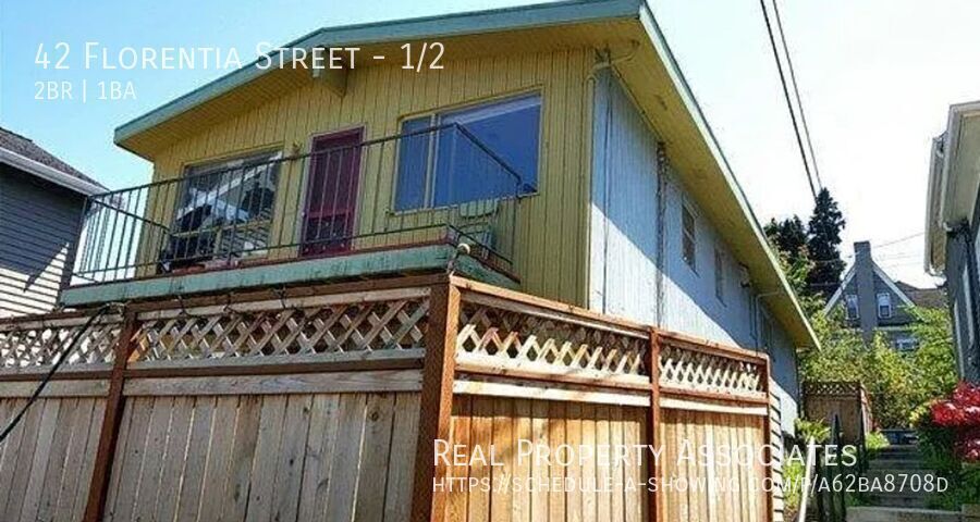 42 Florentia St in Seattle, WA - Building Photo