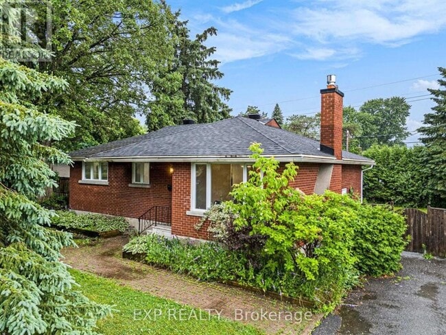 property at 20 Newhaven St