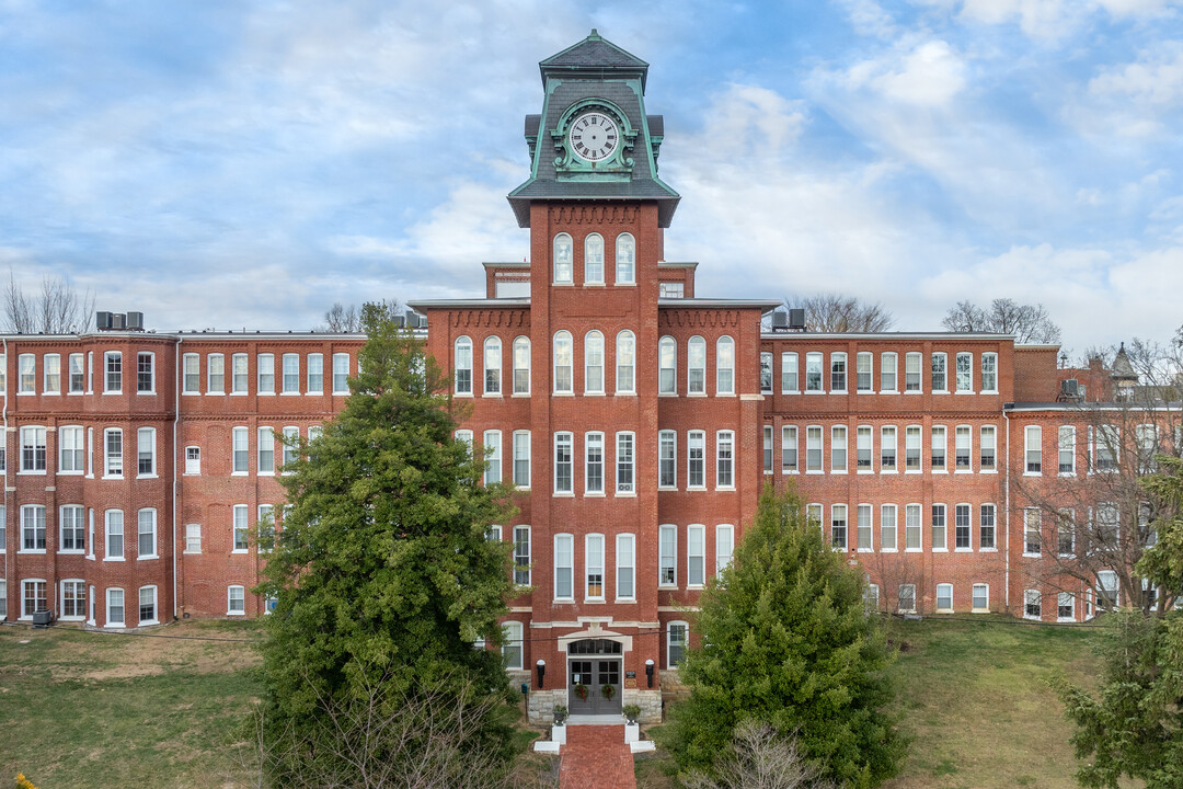 Clock Towers in Lancaster, PA - Foto de edificio