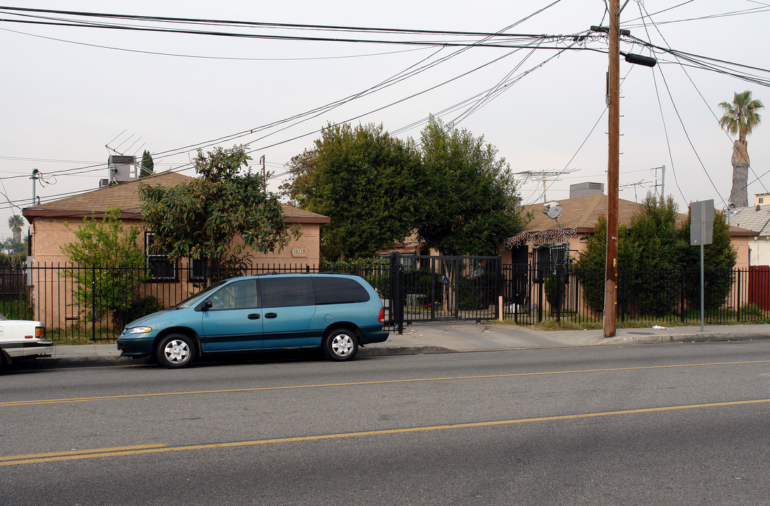 10109-10115 S Inglewood Ave in Inglewood, CA - Building Photo