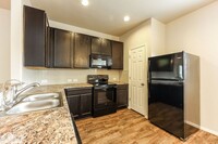 3207 Pedernales Dr in San Antonio, TX - Building Photo - Building Photo