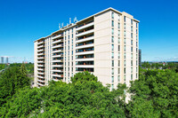 Bayview Square North in Toronto, ON - Building Photo - Building Photo