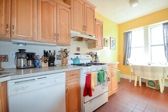 5 Chiswick Ter, Unit #1 in Boston, MA - Building Photo - Building Photo