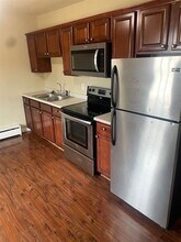 136 Amelia St in Mckees Rocks, PA - Building Photo - Building Photo