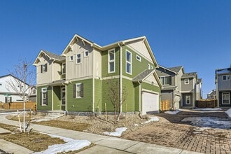 10196 Worchester St in Commerce City, CO - Building Photo - Building Photo