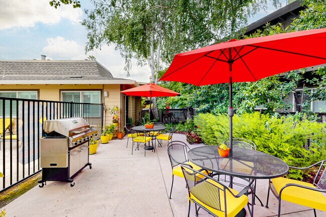 Tanglewood Apartments in San Jose, CA - Foto de edificio - Building Photo