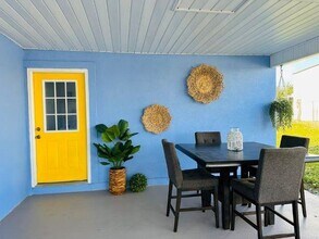 4936 S Lakewood Dr in Panama City, FL - Building Photo - Building Photo