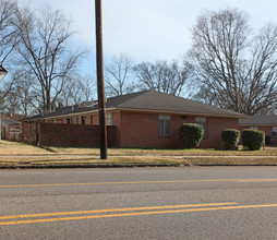 Longview Apartments in Birmingham, AL - Building Photo - Building Photo