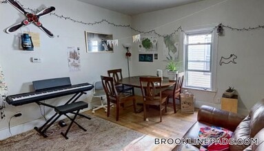 131 Brook St in Brookline, MA - Building Photo - Building Photo