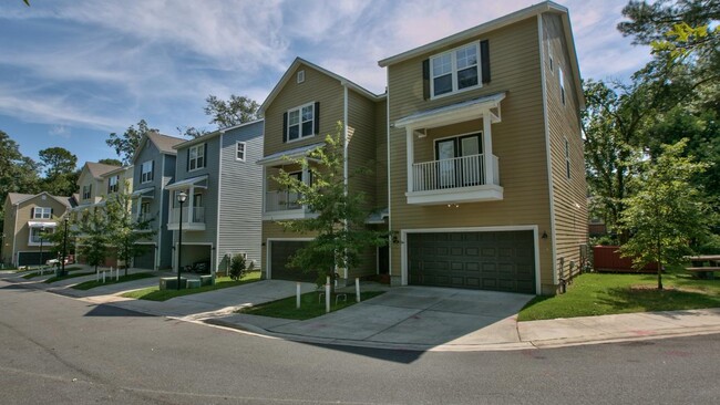 property at 1864 Belle Vue Way