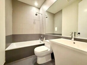 Nice room in a good neighborhood in Brooklyn, NY - Foto de edificio - Building Photo