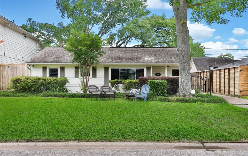 1635 Althea Dr in Houston, TX - Building Photo