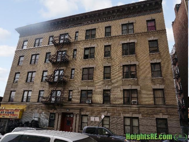 500 W 213th St in New York, NY - Building Photo - Building Photo