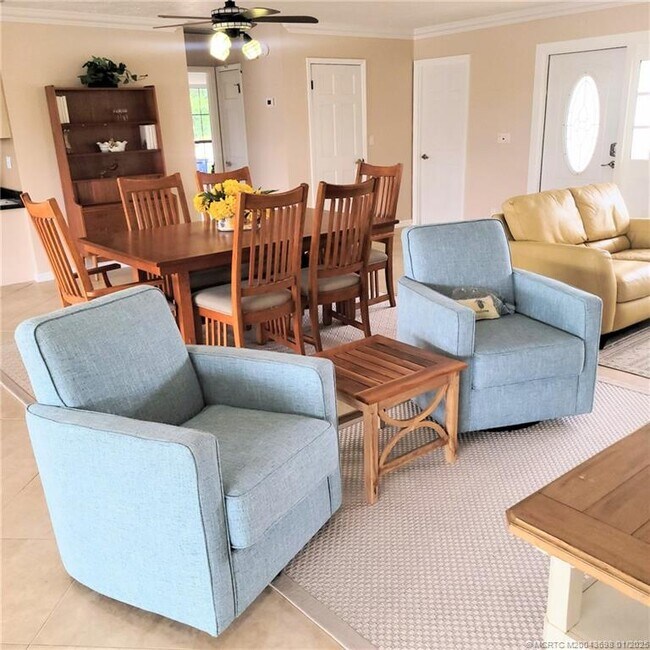property at 700 SW Salerno Rd