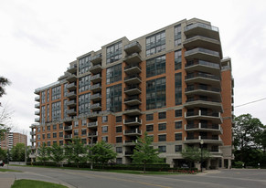 2 Aberfoyle Cres Apartments