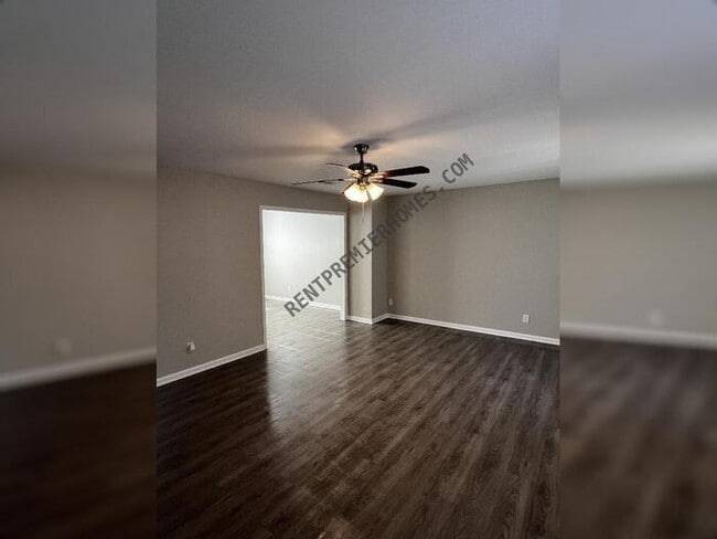 1908 War Eagle Dr in North Little Rock, AR - Foto de edificio - Building Photo