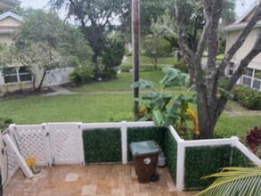8137 Bridgewater Ct in West Palm Beach, FL - Building Photo - Building Photo