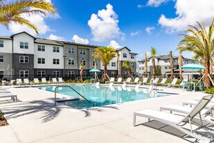 Allora Uptown in Tampa, FL - Building Photo