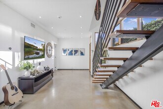 661 Broadway St in Los Angeles, CA - Building Photo - Building Photo