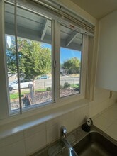 7980 San Cosme Dr in Citrus Heights, CA - Foto de edificio - Building Photo