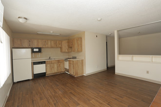 Sterling Pointe Apartments in Sierra Vista, AZ - Building Photo - Interior Photo