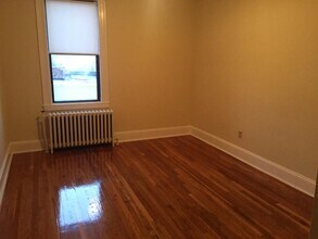 230 Essex St, Unit 223 essex in Melrose, MA - Building Photo - Building Photo