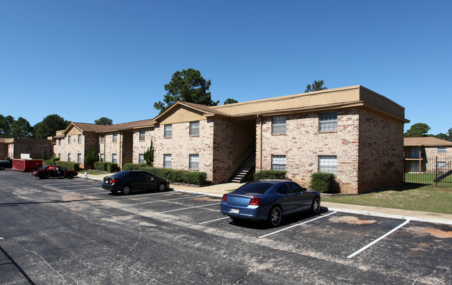 Forest Creek Apartments in Pensacola, FL - Building Photo - Building Photo