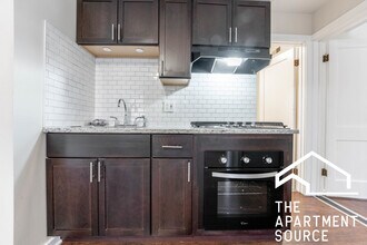 1503 W Fullerton Ave, Unit 2f in Chicago, IL - Building Photo - Building Photo