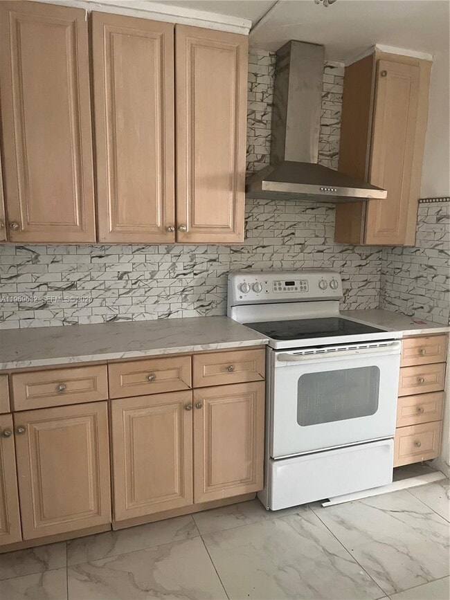 property at 6548 Racquet Club Dr