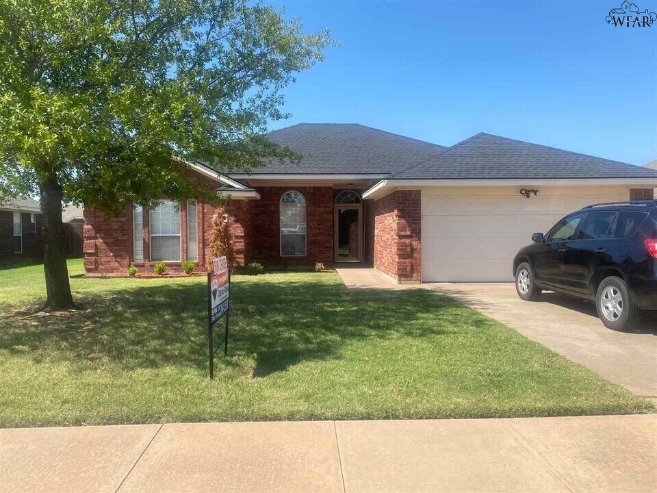 6041 Van Dorn Dr in Wichita Falls, TX - Building Photo