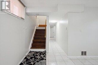 37 Robinson Ave in Toronto, ON - Building Photo - Building Photo