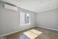 1534 W Stiles St photo'