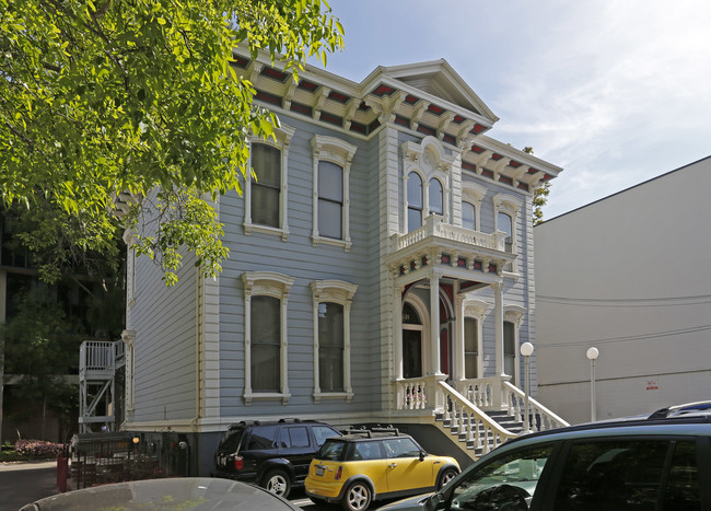 1121 H St in Sacramento, CA - Building Photo - Building Photo