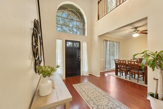 17827 Scenic Oaks Dr in Richmond, TX - Building Photo - Building Photo