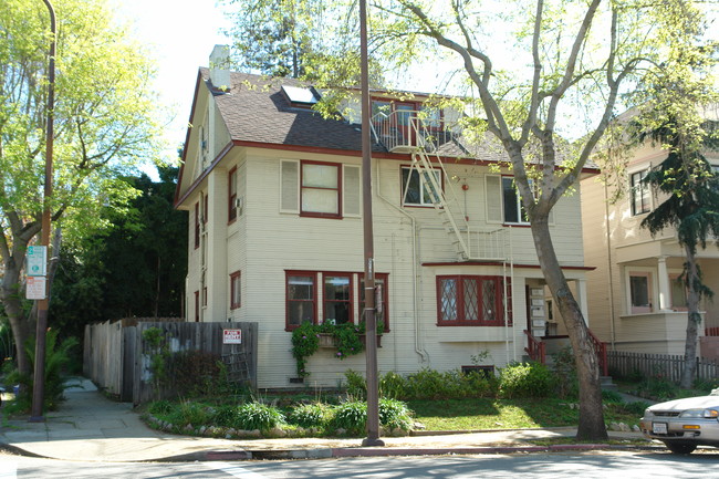 1729 Martin Luther King Jr Way in Berkeley, CA - Foto de edificio - Building Photo