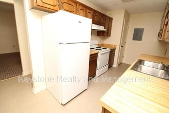 1935 High St in Hopkinsville, KY - Building Photo - Building Photo