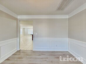 5005 Eagle Creek Dr in Charlotte, NC - Building Photo - Building Photo