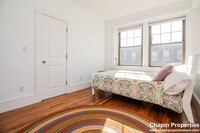 49 Alton Pl, Unit 2 in Brookline, MA - Building Photo - Building Photo