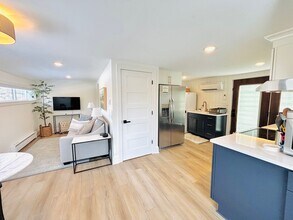 7713 Knoll St in Golden Valley, MN - Building Photo - Building Photo